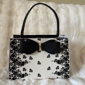 NWT BETSEY JOHNSON Black & White Floral Pattern Satchel Purse (longer strap inc)